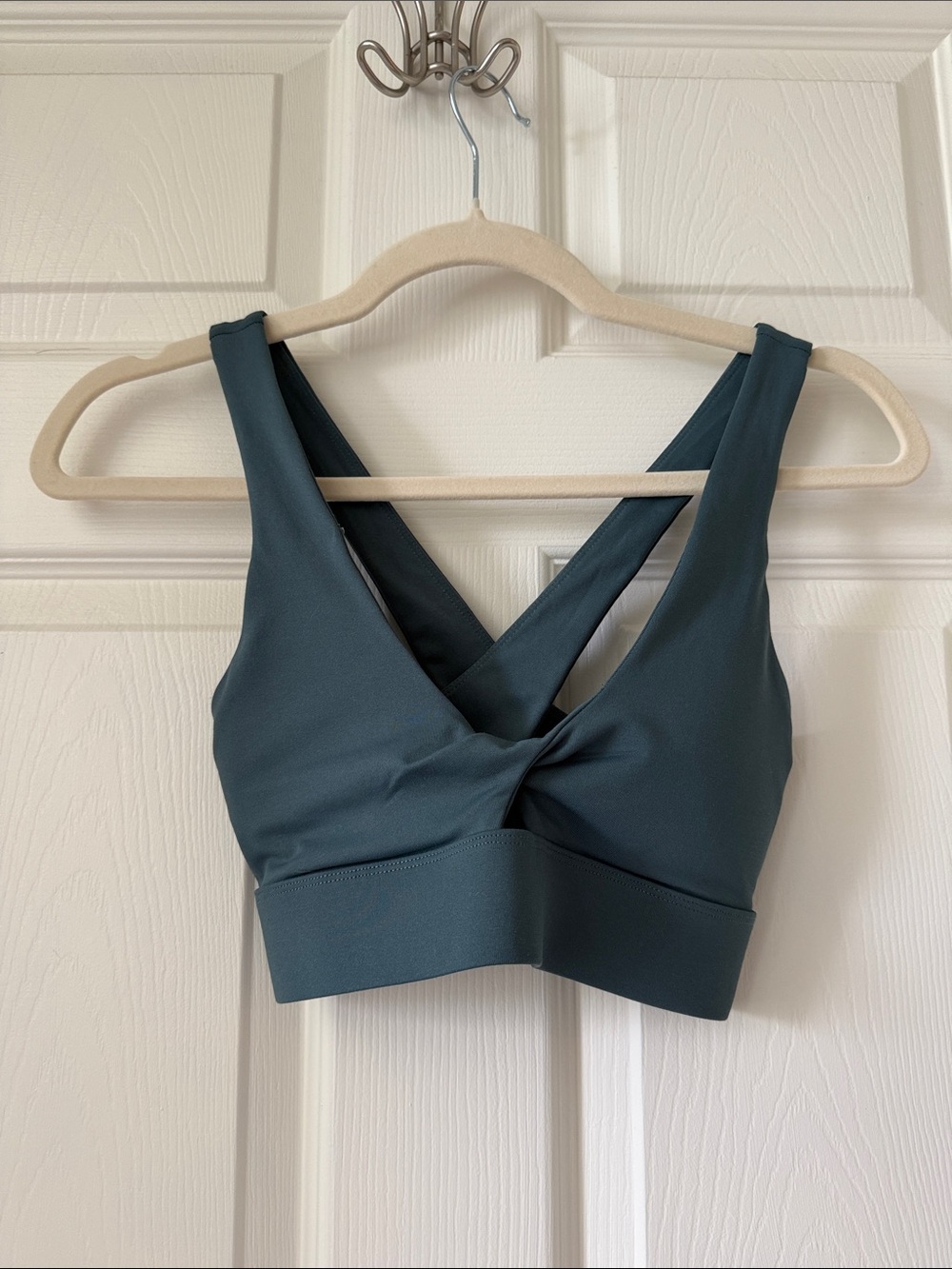 Fabletics Teal Twist-Front Crossback Sports Bra